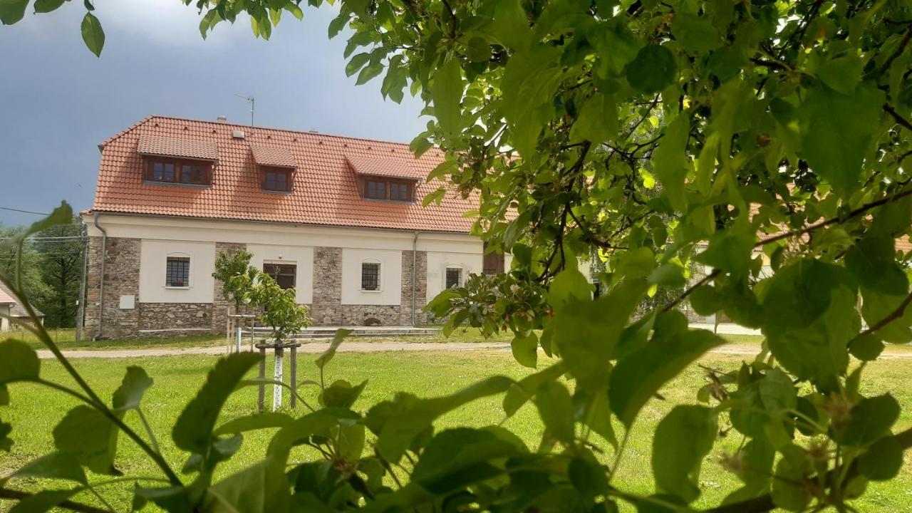 Aparthotel Korn-Hof Kornatice Exterior foto